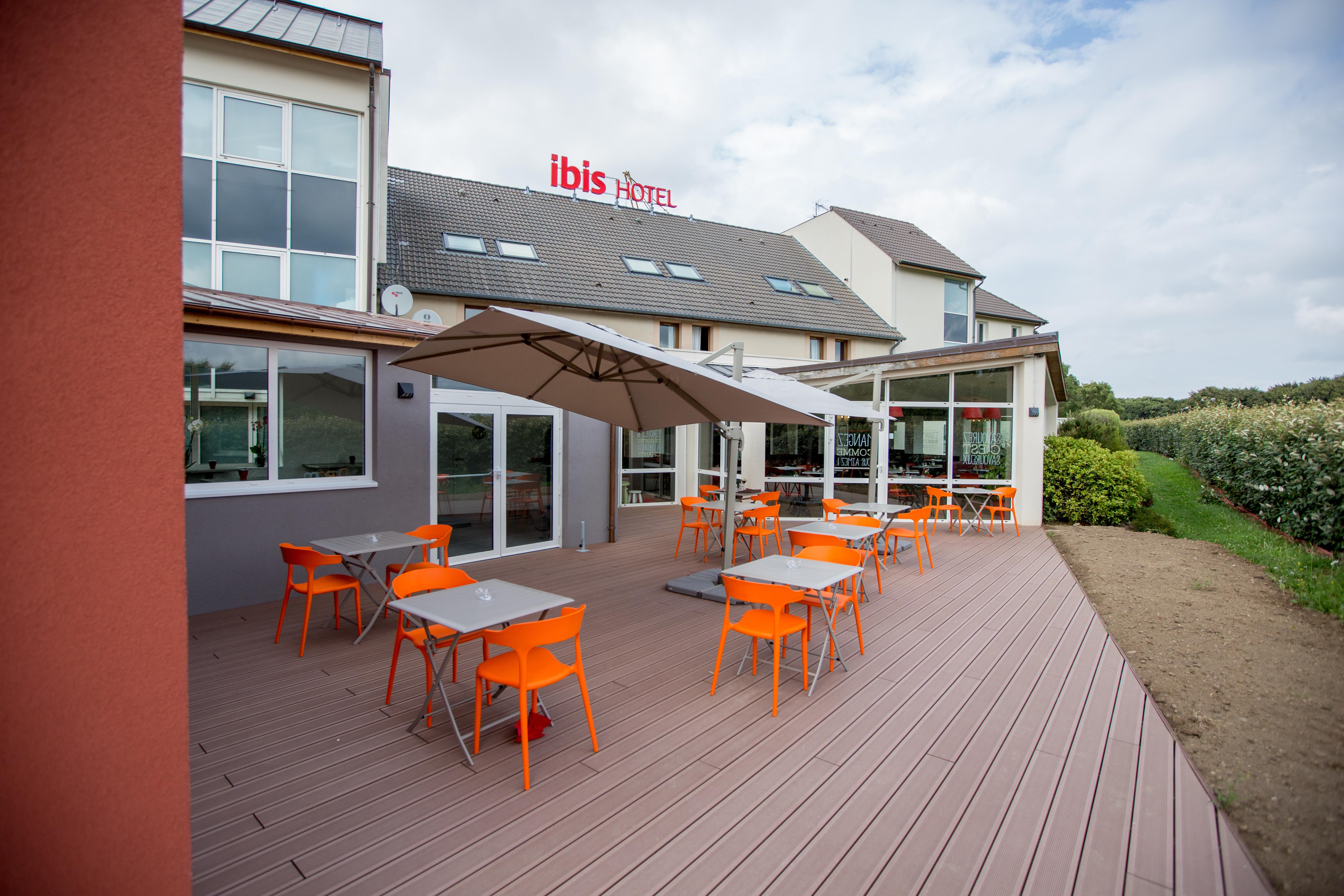 Ibis Cherbourg La Glacerie Hotel Bagian luar foto