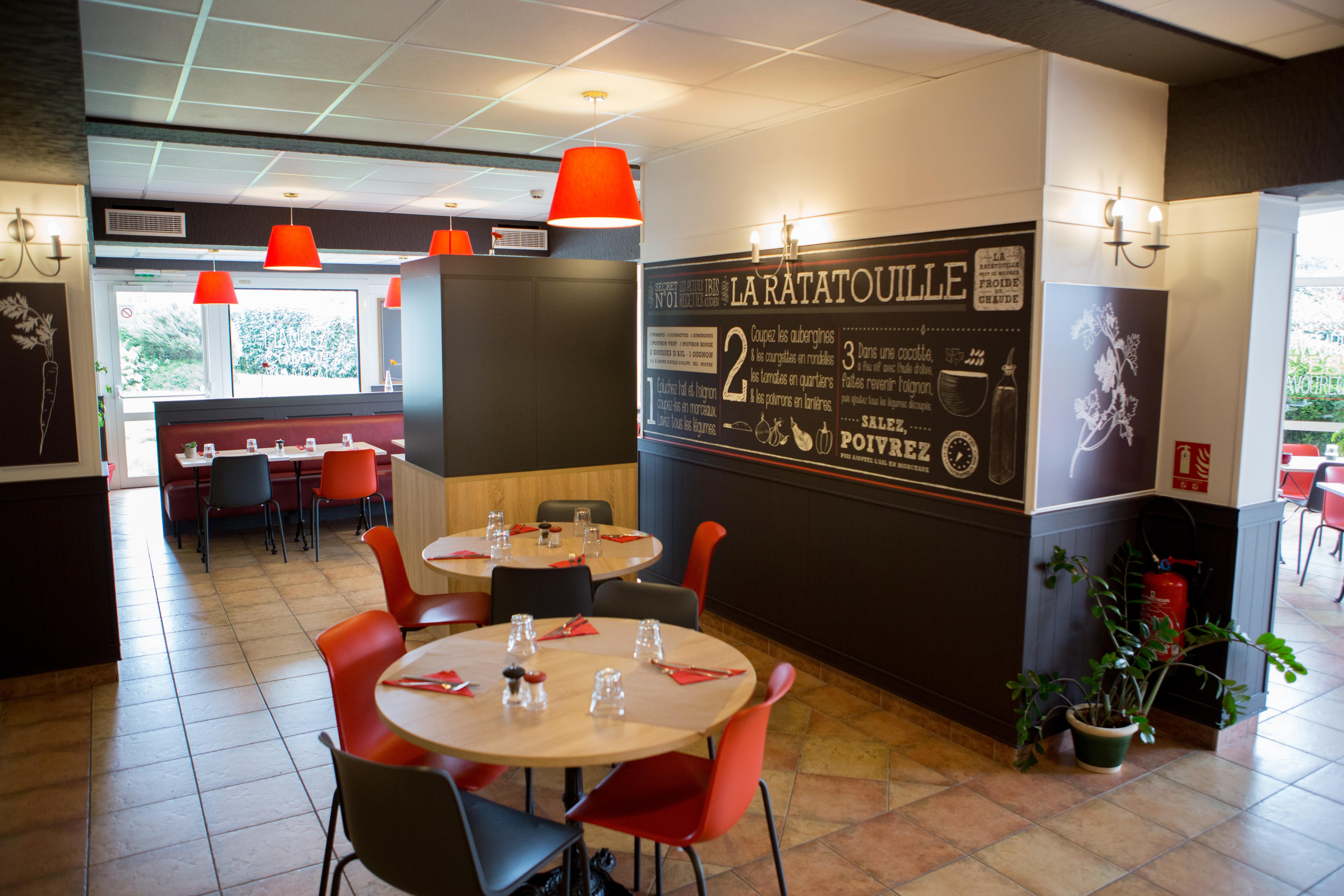 Ibis Cherbourg La Glacerie Bagian luar foto
